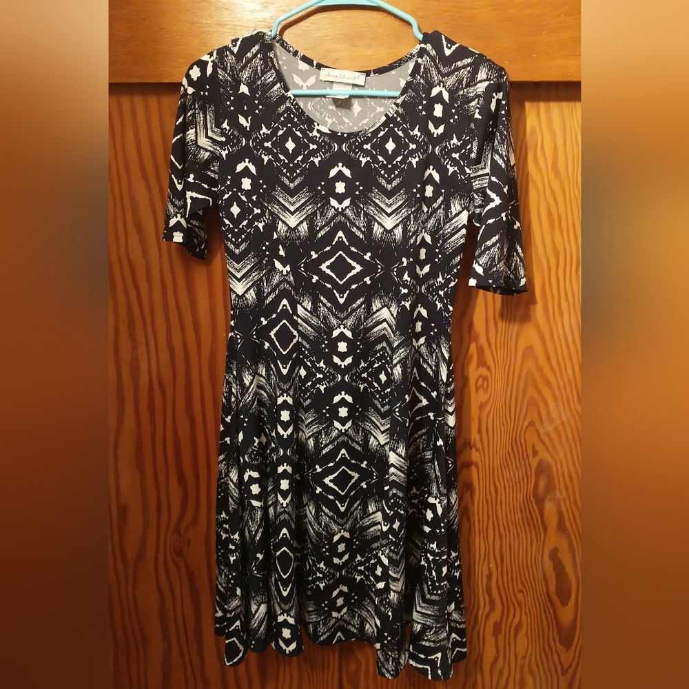 Keren Hart Short Sleeve Dress
